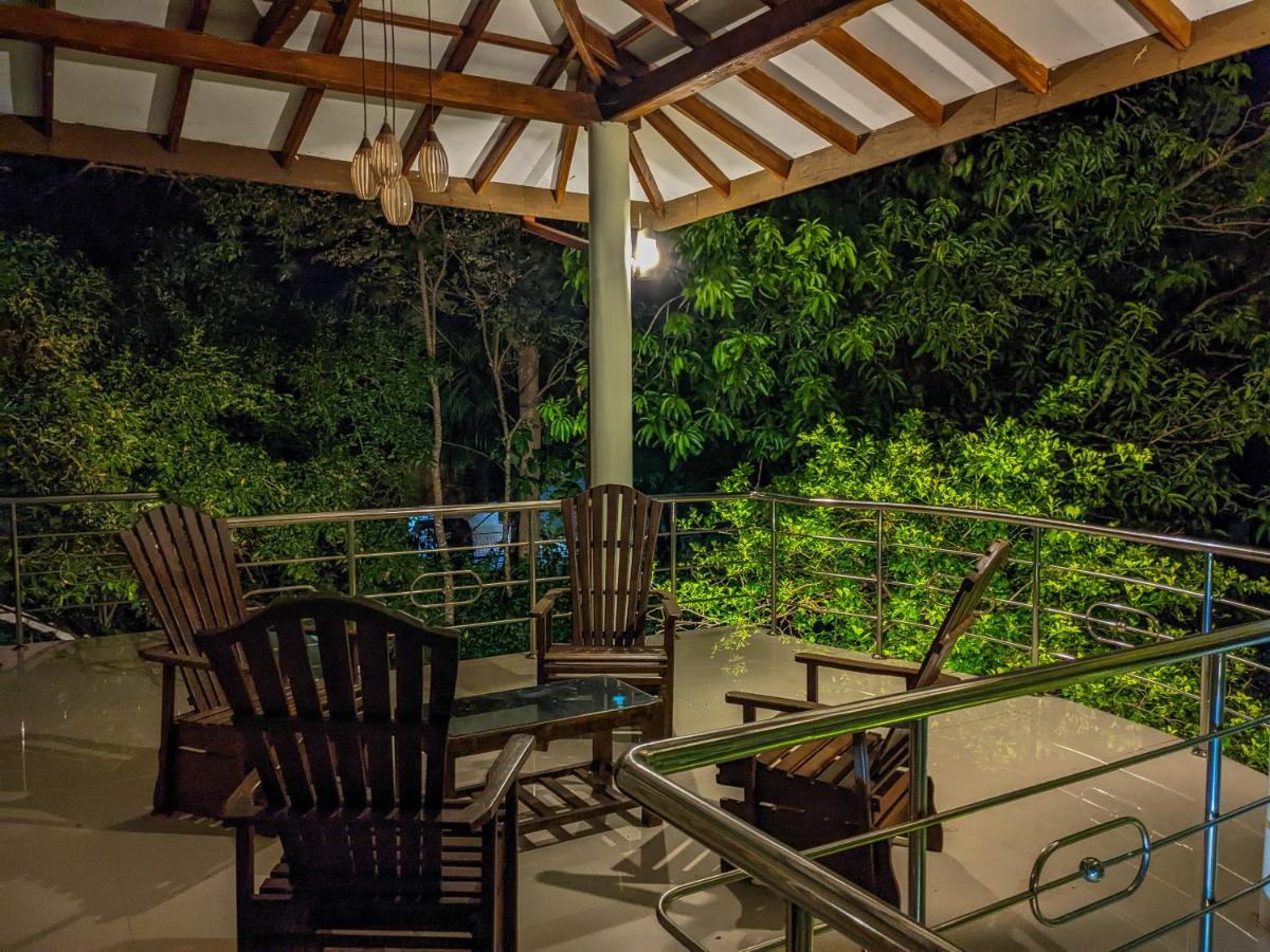 Choona Lodge 'View Of Sigiriya & Pidurangala With Sunrise' Exterior foto